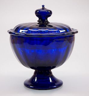 Pattern-molded covered sugar bowl