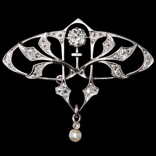 ANTIQUE DIAMOND AND PEARL BROOCH