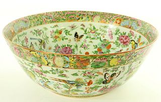 Chinese Export Famille Verte Punch Bowl, circa 1830