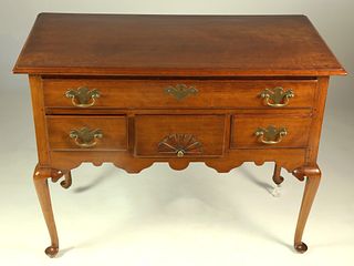 American Antique Queen Anne Lowboy with Four Drawers