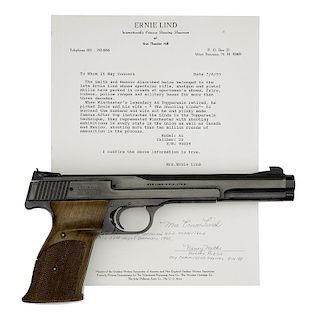 **Dot Lind's Smith & Wesson Model 41 Target Pistol