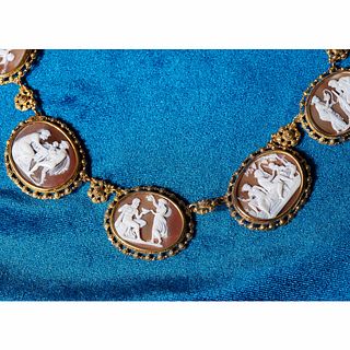 IMPORTANT ANTIQUE CAMEO NECKLACE