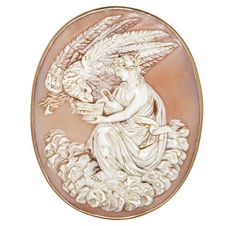 GOLD MOUNTED VICTORIAN CAMEO BROOCH