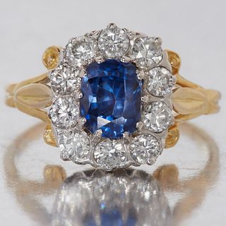 SAPPHIRE AND DIMOND CLUSTER RING.