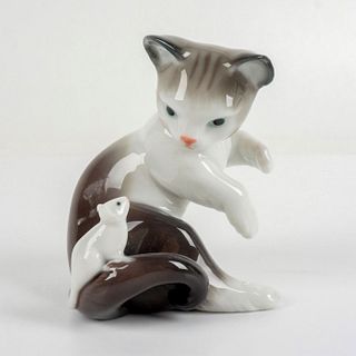 Cat And Mouse 1005236 - Lladro Porcelain Figurine