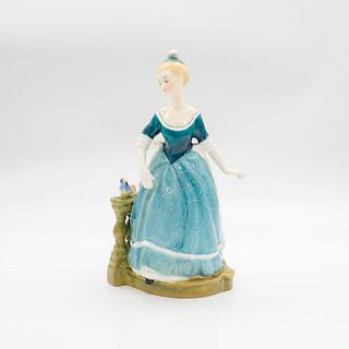 Clarinda HN2724 - Royal Doulton Figurine