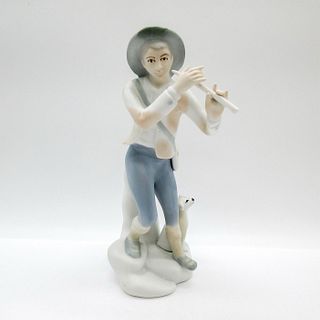 Tito Penatal Segovia Porcelain Figurine, The Flute Player