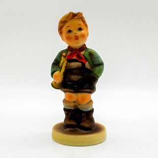 Goebel Hummel Figurine, Trumpet Boy