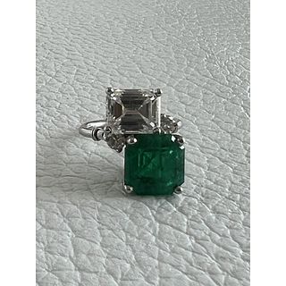 Diamond, Emerald and Platinum Ring