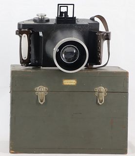 MILITARIA. Cased WWII Japanese Aerial Camera.