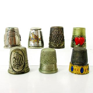 7pc Grouping of Cute Vintage Silver Tone Thimbles