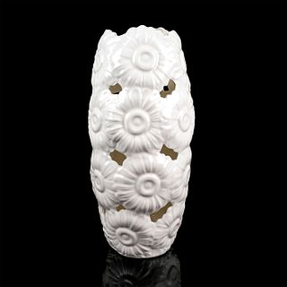 Deborah Carlucci Bone China Vase, Daisies