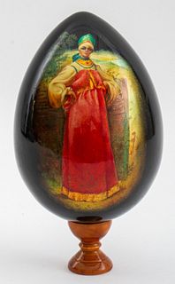 Russian Lacquer Egg, Possibly Fedoskino, 20th C