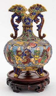 Japanese Satsuma Moriage Enamel Urn Vase