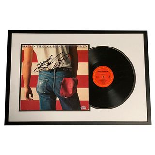 BRUCE SPRINGSTEEN SIGNED BORN IN THE USA FRAMED VINYL ALBUM LP (PSA COA)
