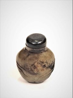 Chinese Oval Snuff Bottle