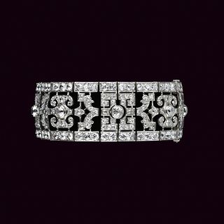 Platinum bracelet with diamonds  NARDI  Italy. In original case.