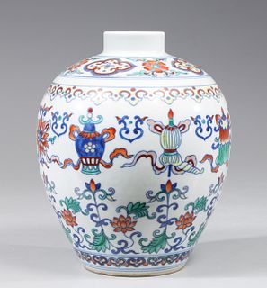 Chinese Wucai Enameled Porcelain Jar