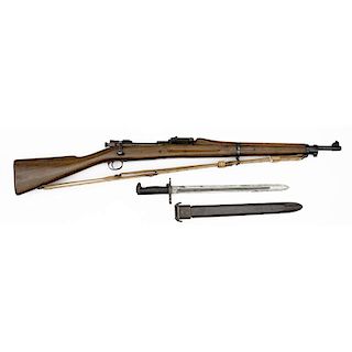 **Springfield 1903 rifle with bayonet