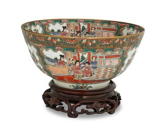 A Chinese Rose Medallion porcelain bowl