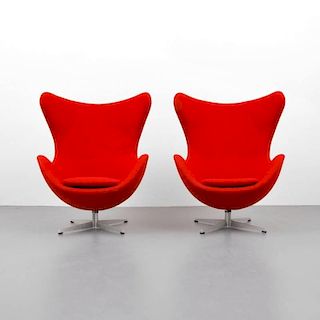 Arne Jacobsen 'Egg' Chairs