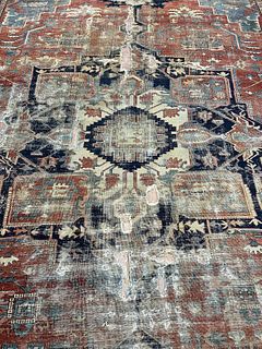 Serapi Carpet