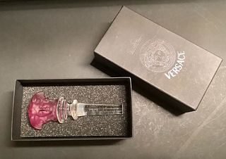 VERSACE SIGNED WINE STOPPER WITH BOX AMETHYST