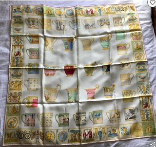 GUCCI SILK SCARVE CUP DESIGN MADE IN ITALY