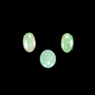 A GROUP OF THREE, JADEITE ERRINGS AND AN OVAL PLAQUE