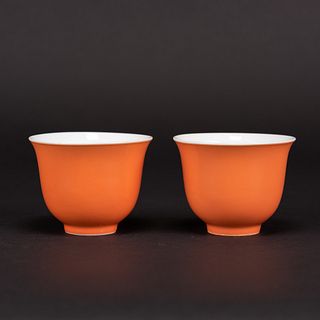 A PAIR OF CORAL-RED GLAZED CUPS, CHENGHUA MARK