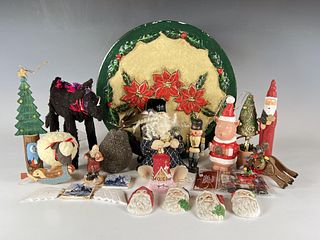 CHRISTMAS BOX WITH ORNAMENTS 