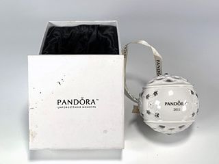 PANDORA 2011 ORNAMENT IN BOX