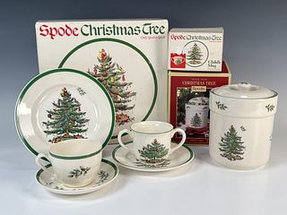 SPODE CHRISTMAS TREE DISHES