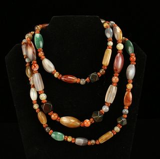 POLISHED JADE & AGATE BEAD NECKLACE