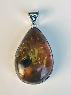 STERLING AND AMBER TEARDROP PENDANT