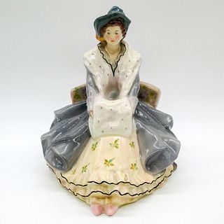 Lady with an Ermine Muff HN82 - Royal Doulton Figurine