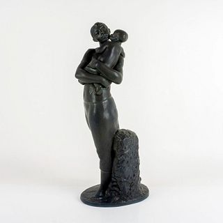 True Affection 1013019 Ltd - Lladro Porcelain Figurine