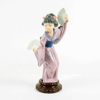 Madame Butterfly 1004991 - Lladro Porcelain Figurine