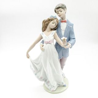 Now & Forever 7642 - Lladro Porcelain Figurine