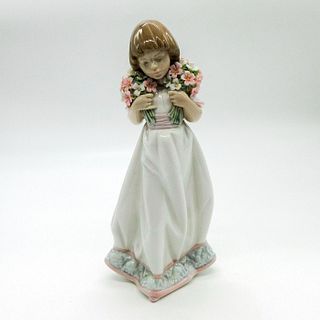 Spring Bouquets 7603 - Lladro Porcelain Figurine