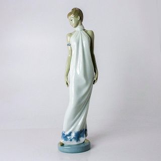 Nao Porcelain Figurine Elegance Lady in White Dress
