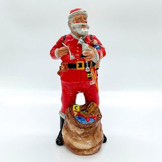 Pascoe and Company Figurine, Santa Claus PC2