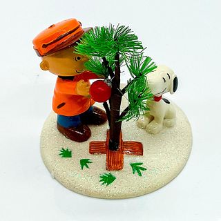 Department 56 Peanuts By Schulz Figurine, The Perfect Tree