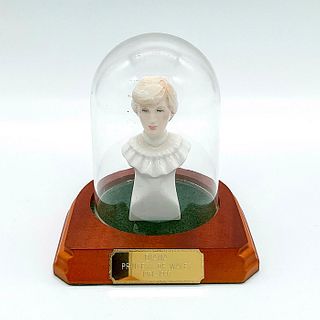 Royal Staffordshire Princess Diana Figurine In Display Case
