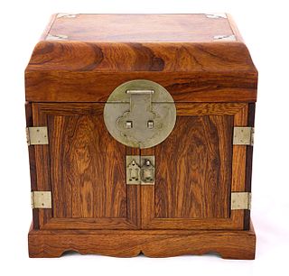 A CHINESE HUANGHUALI TABLE TOP CHEST (Y)