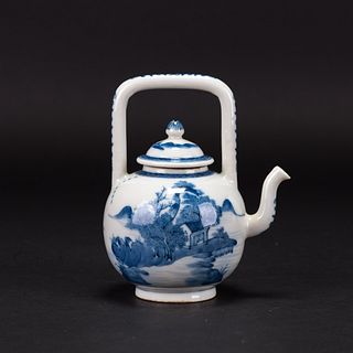 A BLUE AND WHITE 'LANDSCAPE' TEAPOT AND COVER, QIANLONG PERIOD, QING DYNASTY