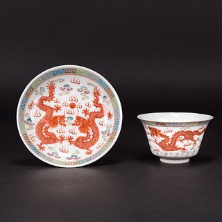 A GROUP OF 2, A FAMILLE ROSE 'DRAGON' BOWL AND DISH, REPUBLIC PERIOD