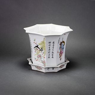 A CHINESE OCTOGONAL JARDINIERE WITH BASE, REPUBLIC PERIOD 