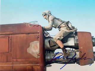 Star Wars Daisy Ridley signed movie photo