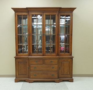 Lineage Furniture Oak 4-Door China Cabinet.
